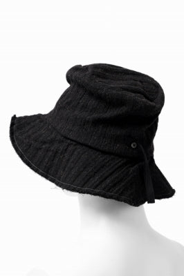 forme d'expression Skewes Fedora-Raw Edge Hat