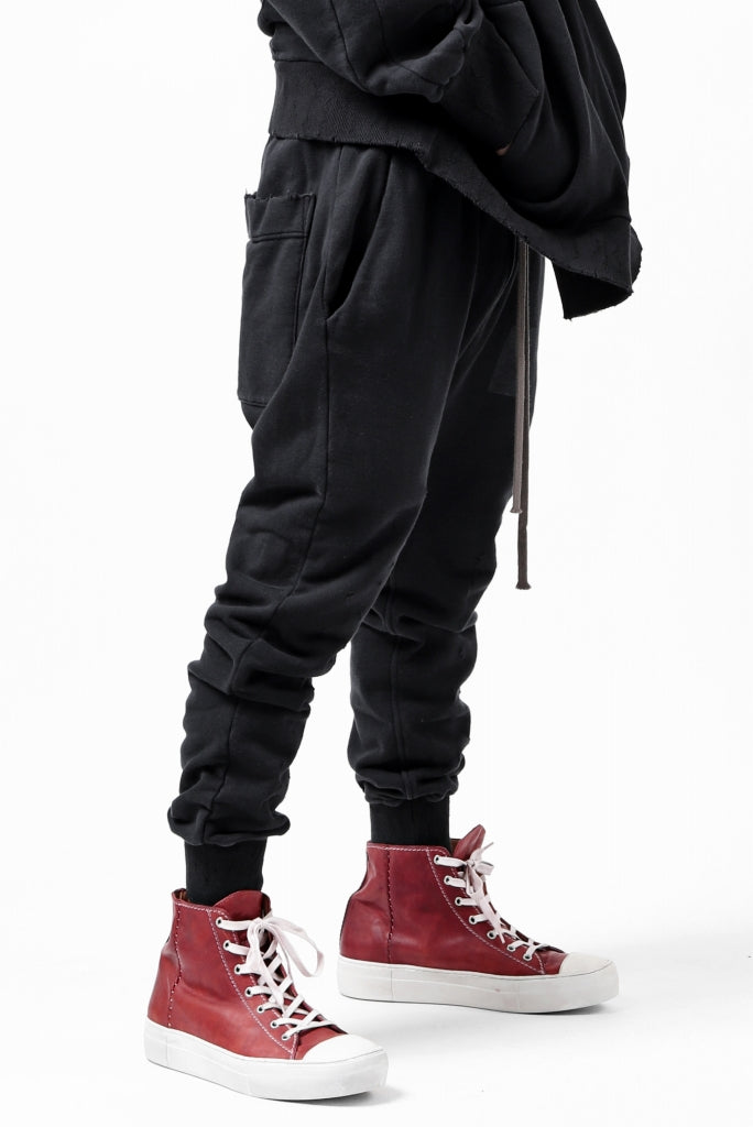 A.F ARTEFACT "FRAYED" DAMAGE SWEATER JOGGER PANTS