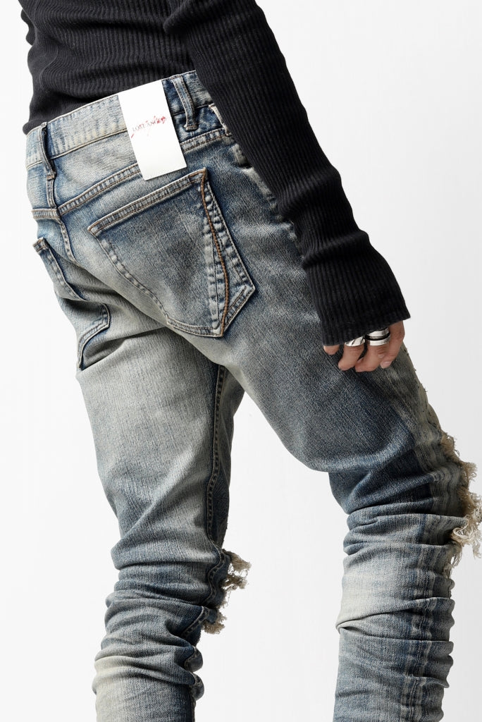  LOST ANGELS DISTRESSED DENIM PANTS / SKINNY SHAPE