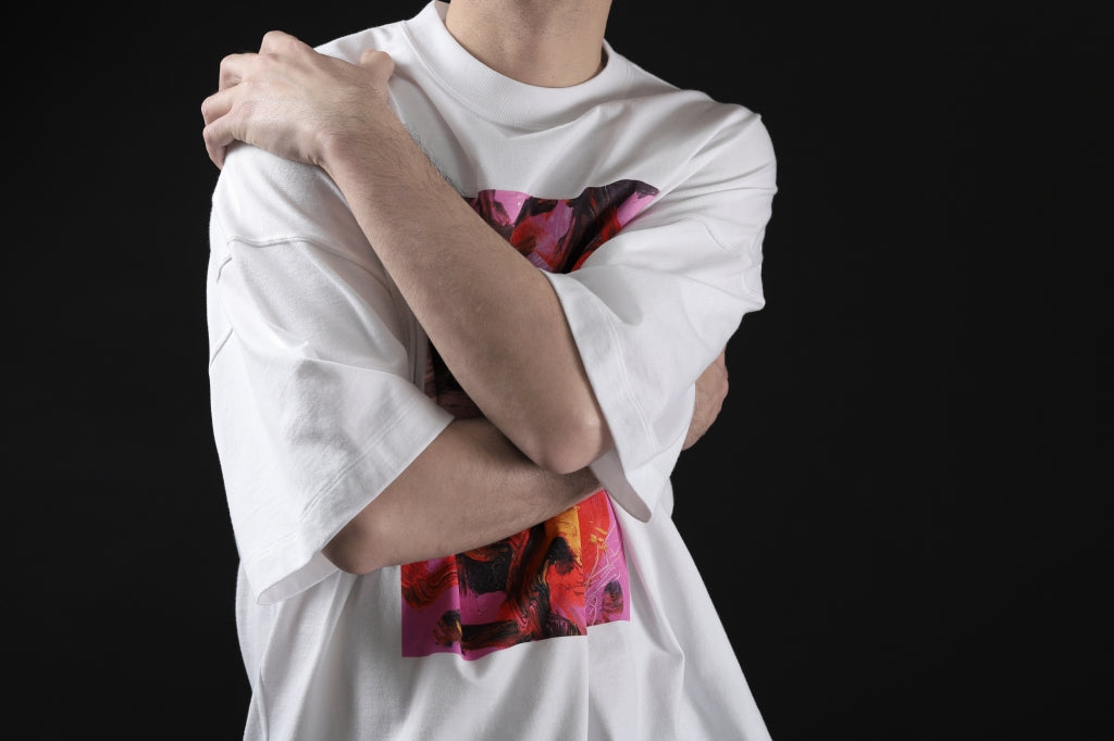 ALMOSTBLACK OVERSIZED PRINT T-SHIRT