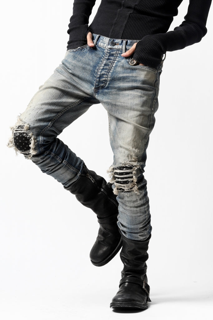  LOST ANGELS DISTRESSED DENIM PANTS / SKINNY SHAPE