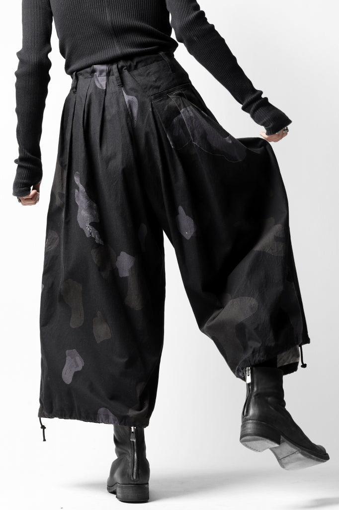 B Yohji Yamamoto THREE TUCKS WIDE PANTS / CAMOUFLAGE PAINT