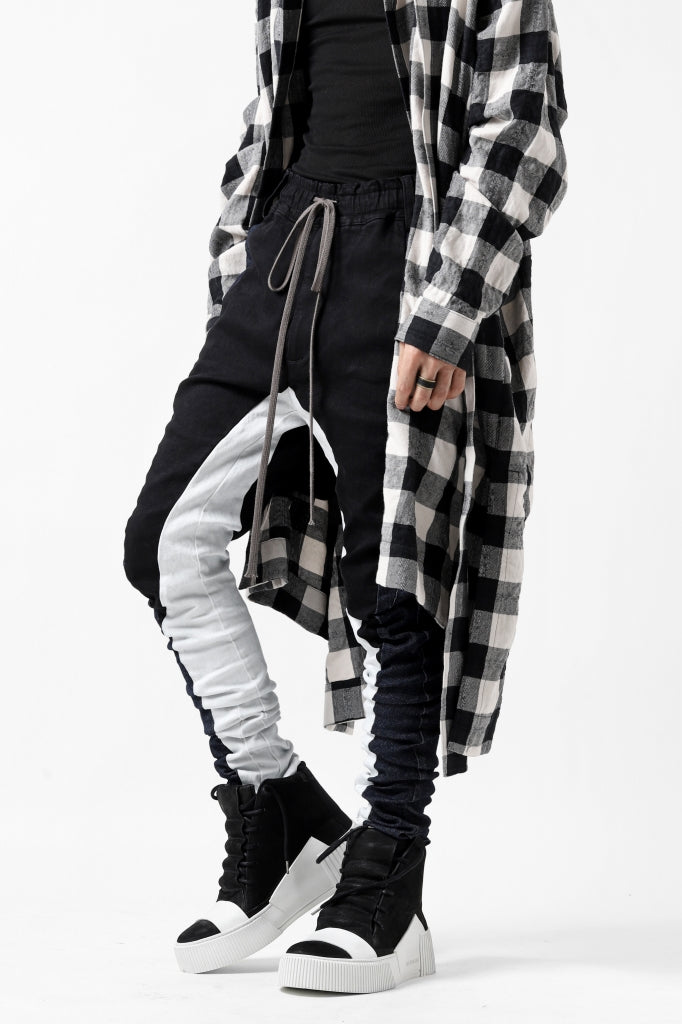 A.F ARTEFACT "thin-3D" WASHER DENIM ANATOMICAL PANTS