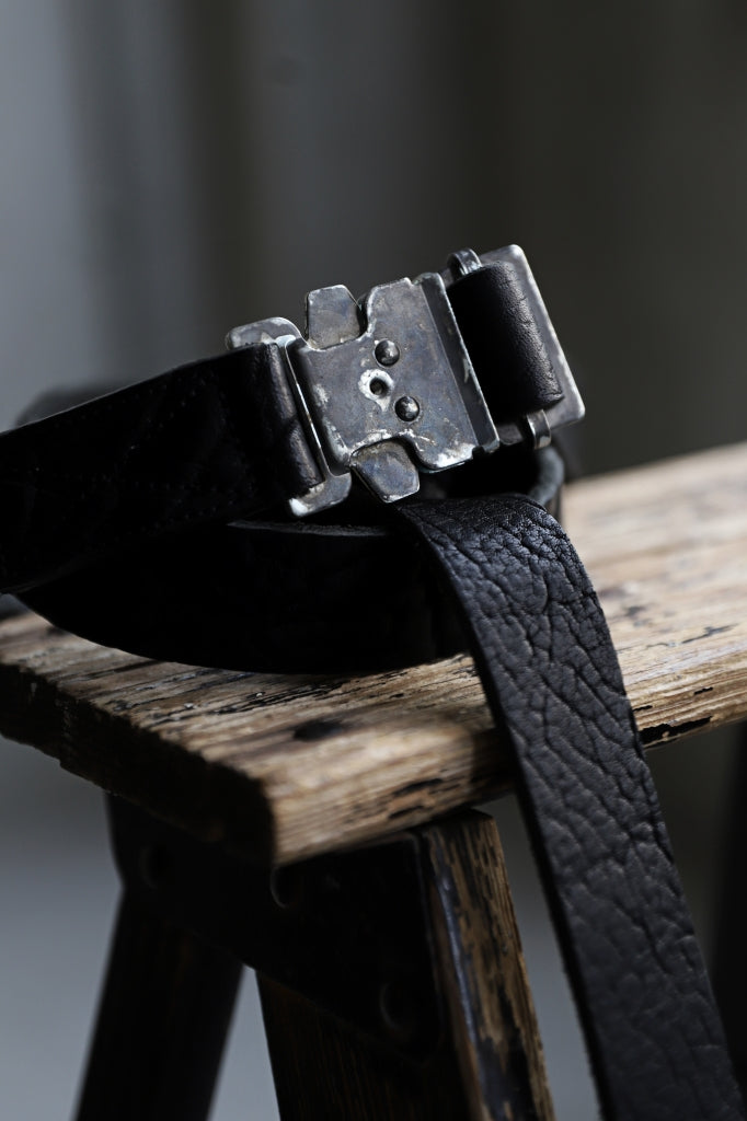 ierib detachable buckle belt / rough bull onepiece