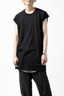 A.F ARTEFACT "NO FACE" FRENCH SLEEVE TOPS