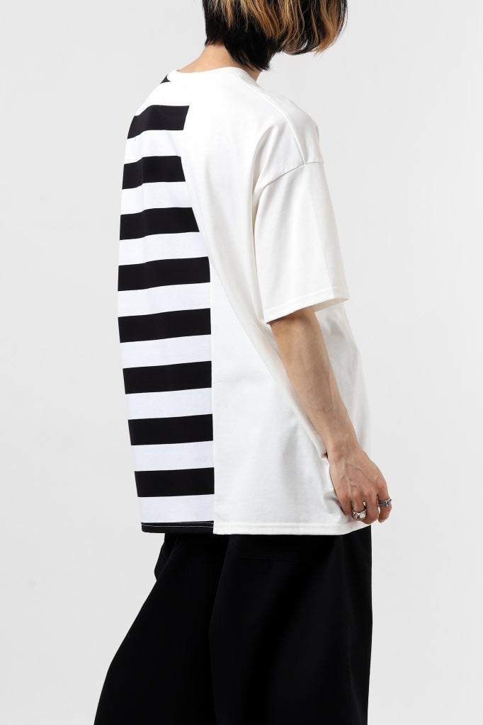 A.F ARTEFACT "DIVISION" BOXY FIT TEE