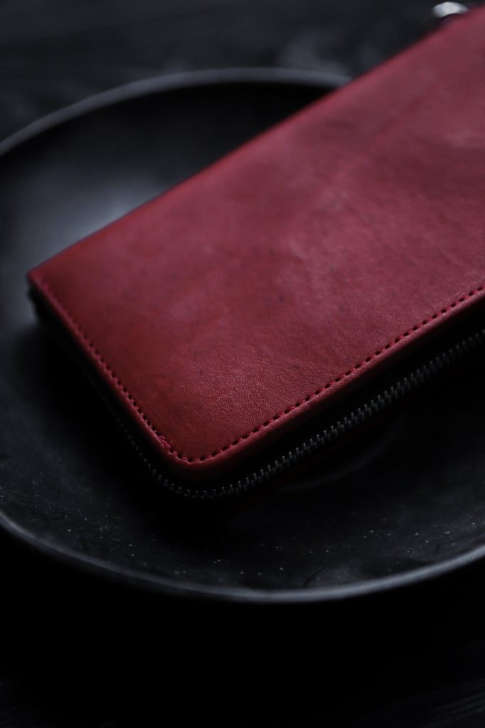 ISAMU KATAYAMA BACKLASH exclusive ROUND FASTNER WALLET / DOUBLE-SHOULDER OBJECT DYED 