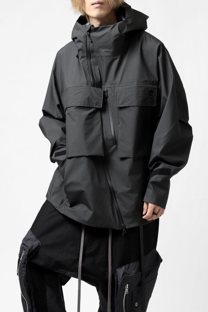 D-VEC x ALMOSTBLACK "GORETEX PRODUCT 3L SHELL" HOODED JACKET