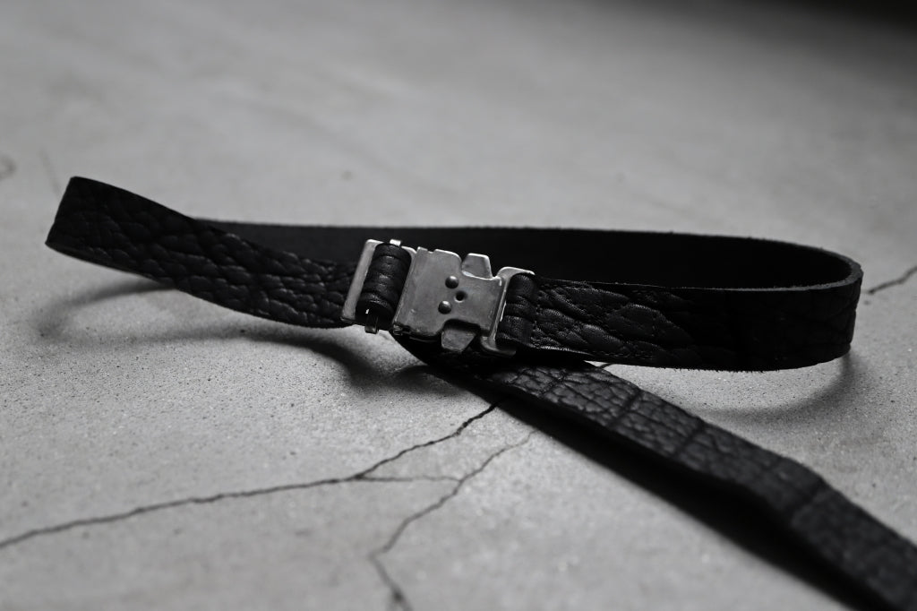 ierib detachable buckle belt / rough bull onepiece
