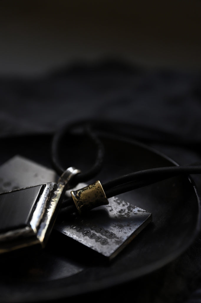 【予約商品】BLOW THE WILD BRASSES HANDFORGED by JUN UEZONO "ONYX SOUTH MEXICAN NECK"