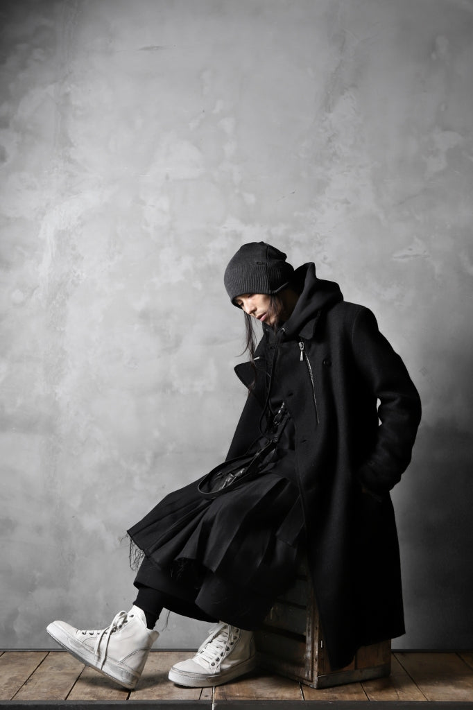 STYLING (AW20-SS21) - BLACK LAYERED.