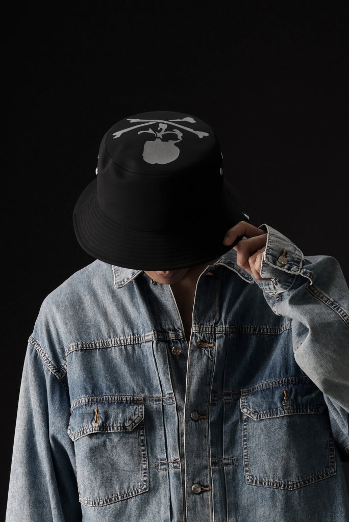 mastermind JAPAN REFLECTIVE SKULL BUCKET HAT