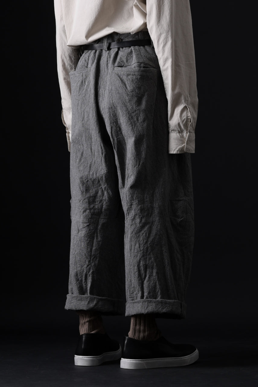 YUTA MATSUOKA tuck darts pants / washed chambray