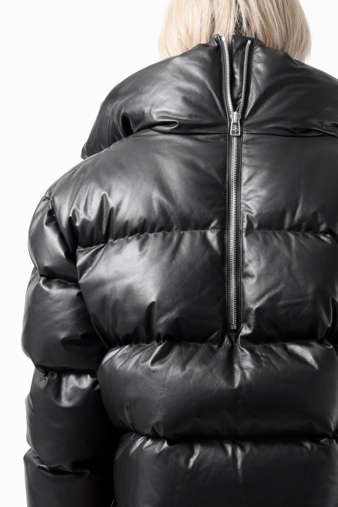 A.F ARTEFACT SHEEP SKIN LEATHER HIGH-NECK SHORT DOWN JACKET