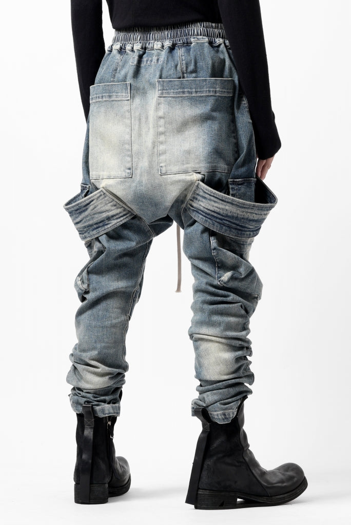 A.F ARTEFACT FLAP-DETAIL SLIM CARGO PANTS / FADED AGEING DENIM