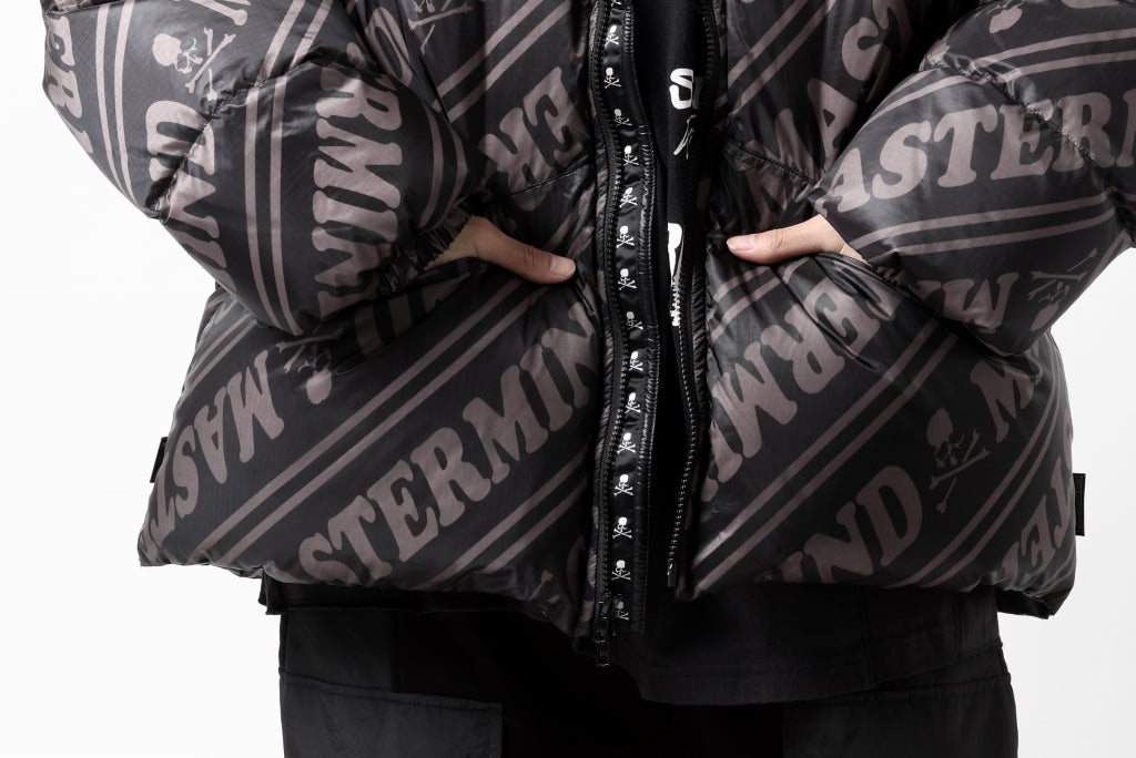 mastermind WORLD x Rocky Mountain Featherbed STAND DOWN JACKET 