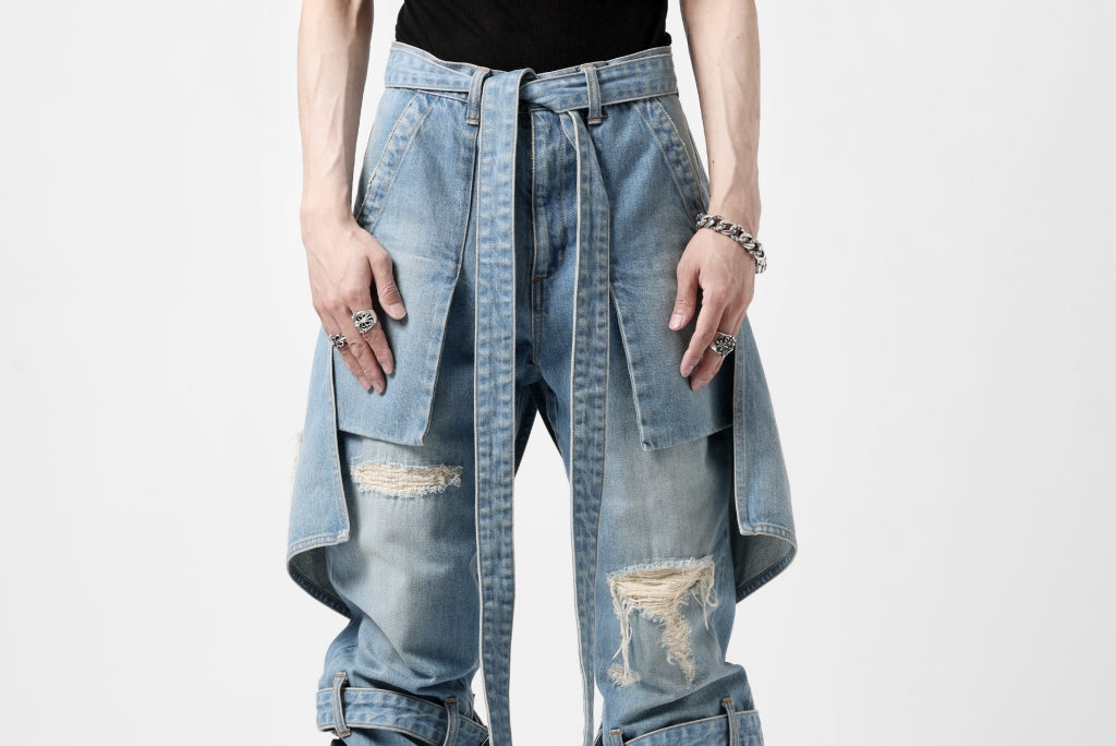 N/07 SEDITIOUS BONDAGE TROUSERS / CRUSHED BLEACH DENIM