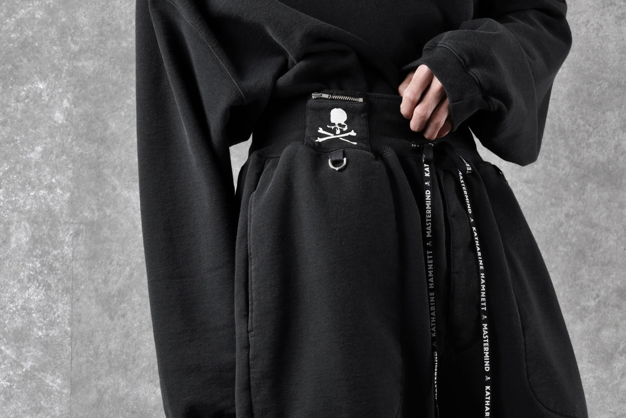 MASTERMIND WORLD x KATHARINE HAMNETT BACK LOGO HOODIE