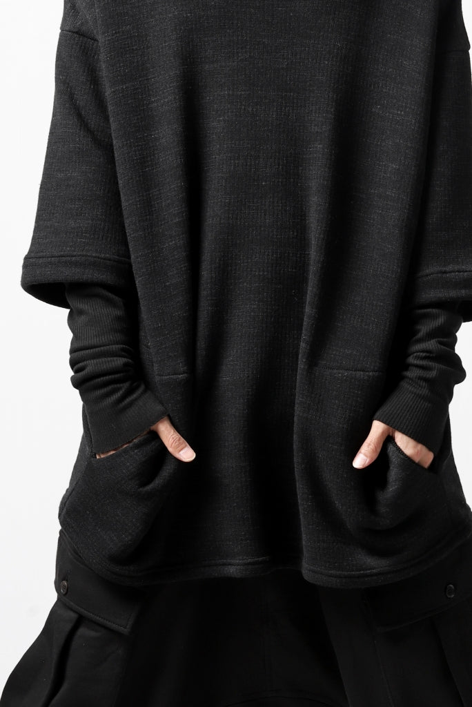 A.F ARTEFACT exclusive LAYERED PULL OVER TOPS