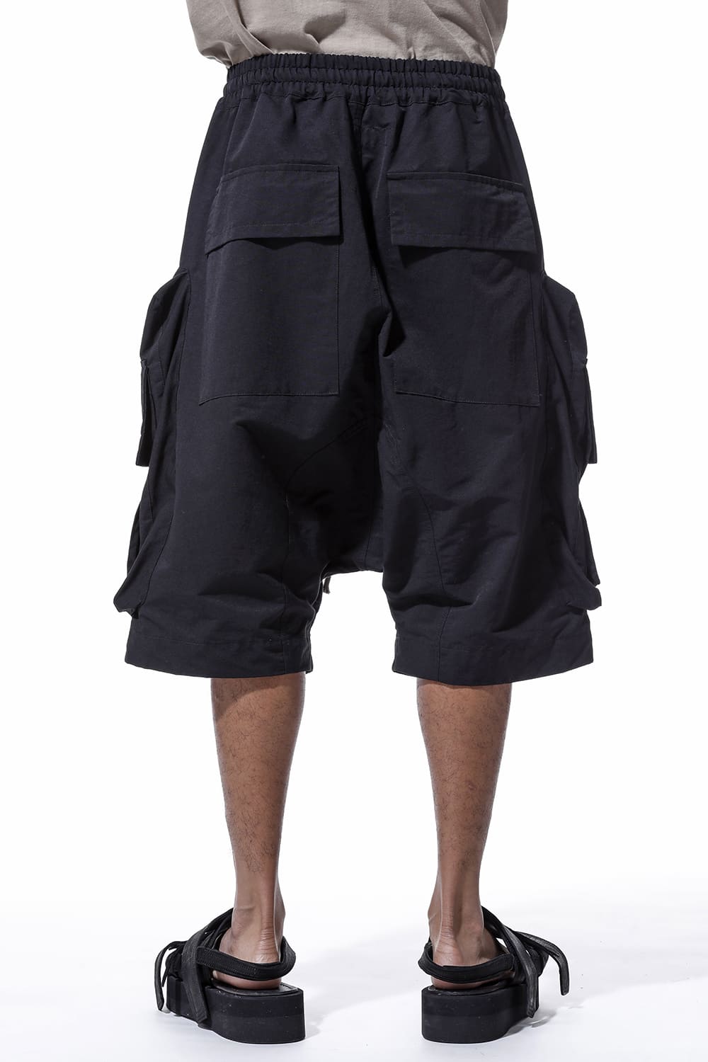 A.F ARTEFACT RADICAL-ZIP MILITARY SARROUEL SHORTS