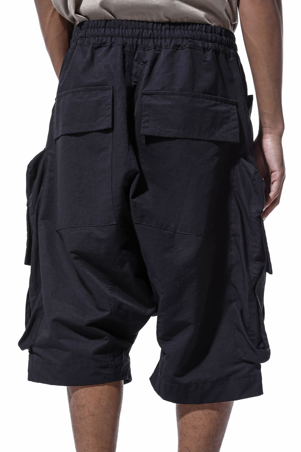 A.F ARTEFACT RADICAL-ZIP MILITARY SARROUEL SHORTS