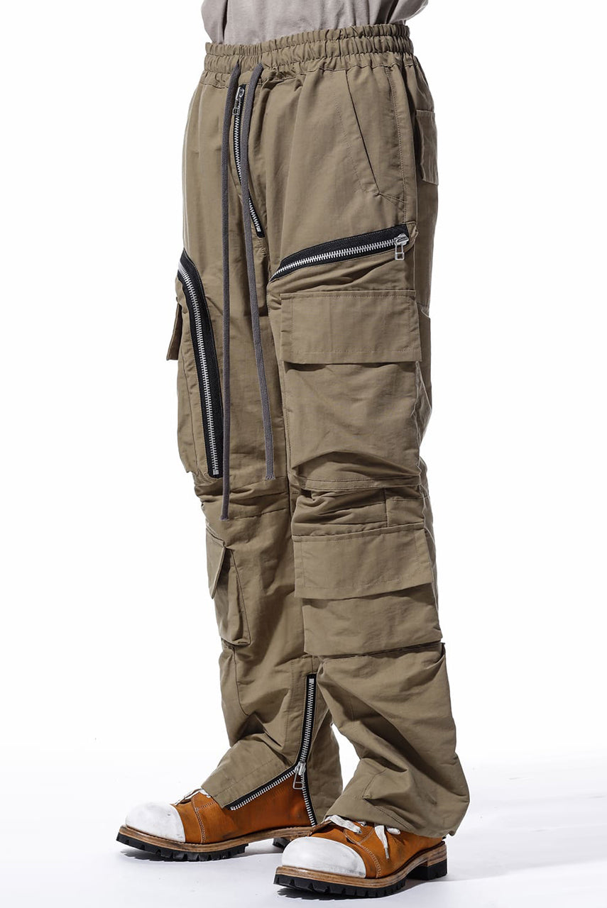 A.F ARTEFACT RADICAL-ZIP FIELD PANTS