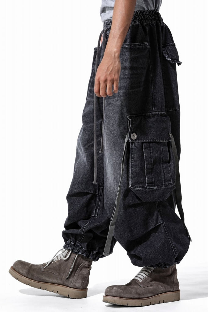 A.F ARTEFACT EXTREME WIDE CARGO PANTS / FADED DENIM