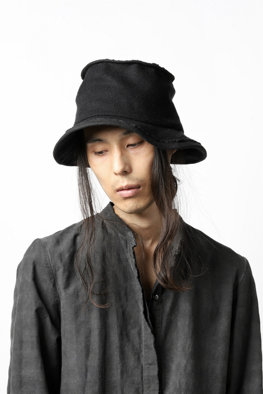 der antagonist. | Shop the Collections Online at LOOM JAPAN