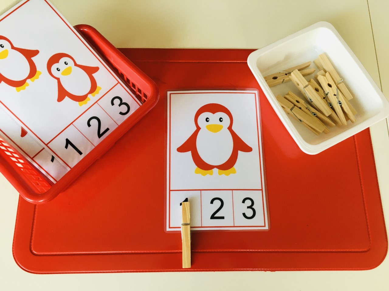 300+ Imagier Des Couleurs Apprendre A Lire Montessori Trilingue