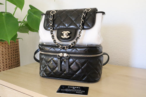 Chanel Cream Black Fabric Patent Jersey Gold Medium Shoulder Flap Bag. –  Keep It Designer