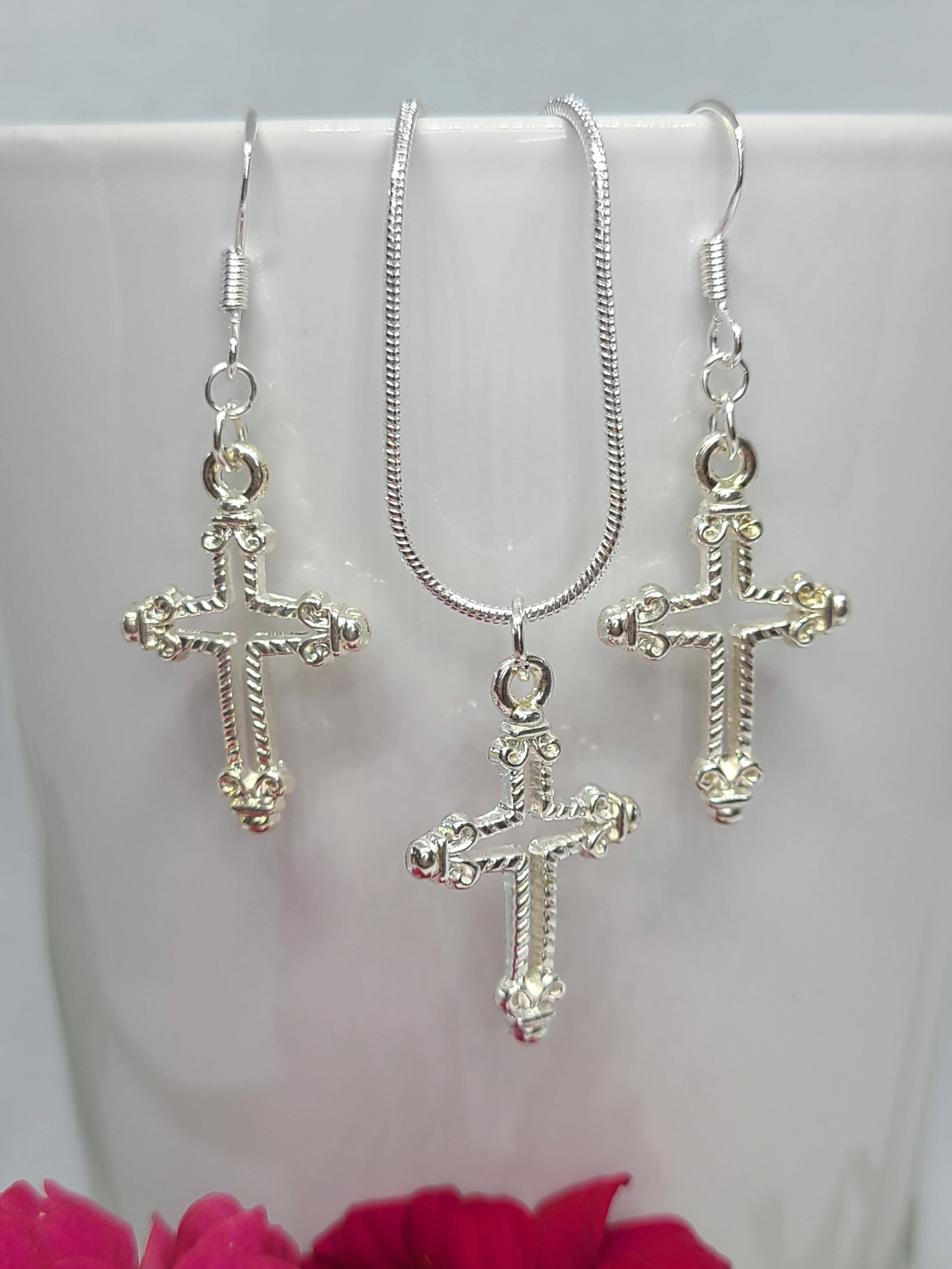 free cross necklace free shipping