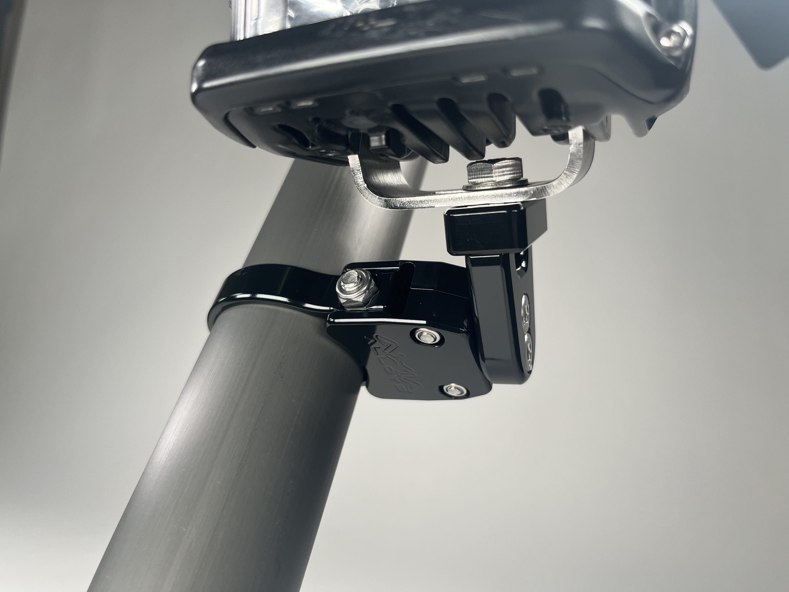 Small Base Adjustable Light Mount