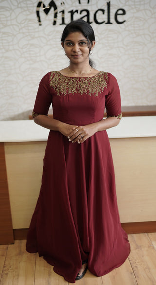 Buy Ahalyaa Women Maroon Crepe Georgette Printed Saree Dress With Printed  Pallu Online at Best Price | Distacart