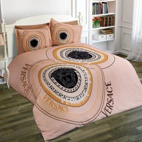 Circle Logo in Pink Versace bed set