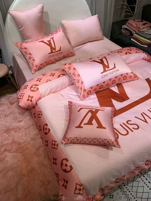 Queen Pink Background Louis Vuitton bed set