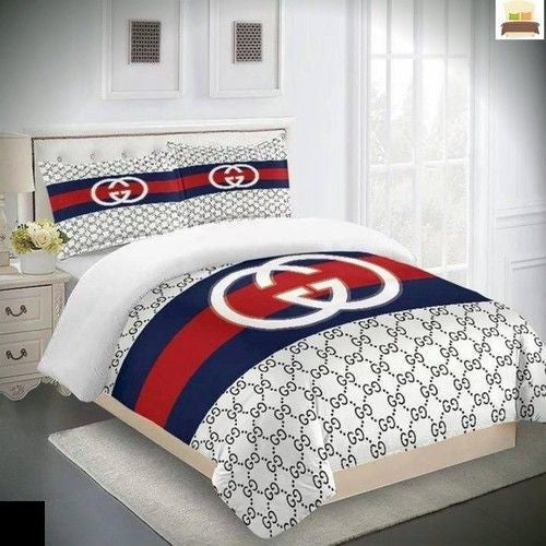 Big Logo in White Monogram Background Gucci bed set