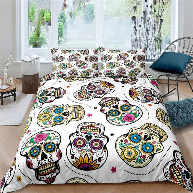 White Skull Halloween bed set