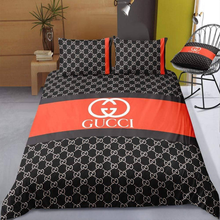 Black and Red Gucci bed set