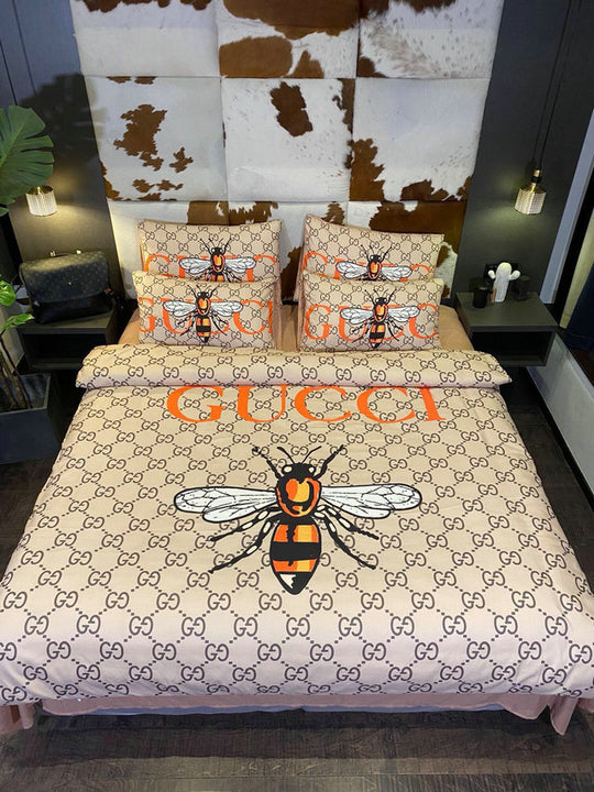 Bee in Monogram Background Bedding Gucci bed set