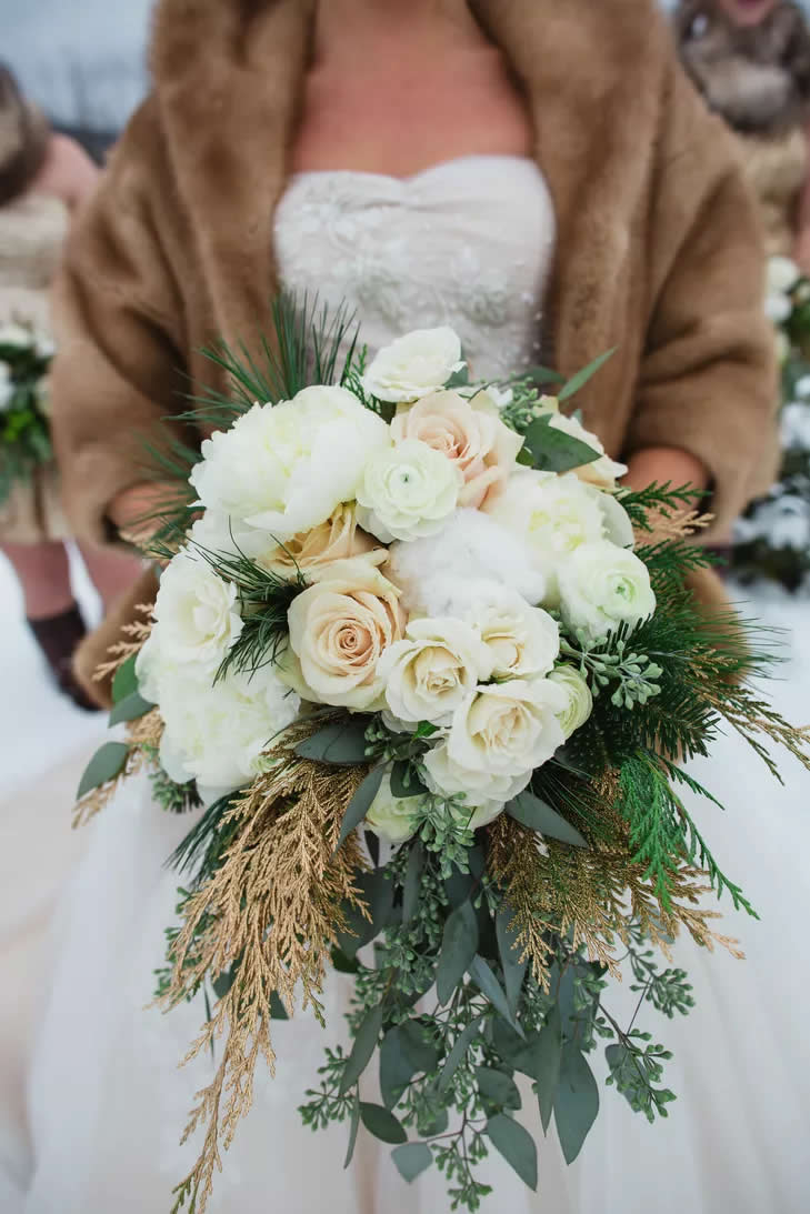 The Guidelines for Brides in Winter Weddings