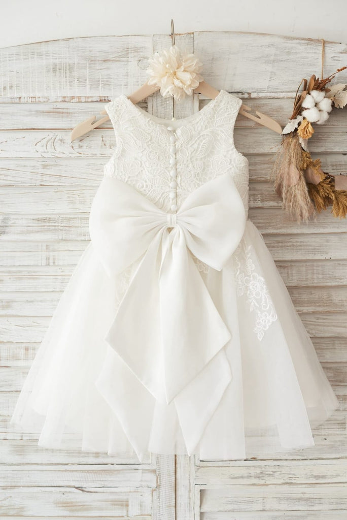 bow for flower girl dress