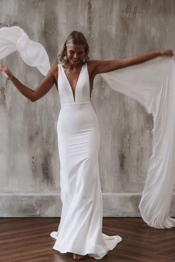 The Bride's Guide To Picking The Perfect Wedding Dress