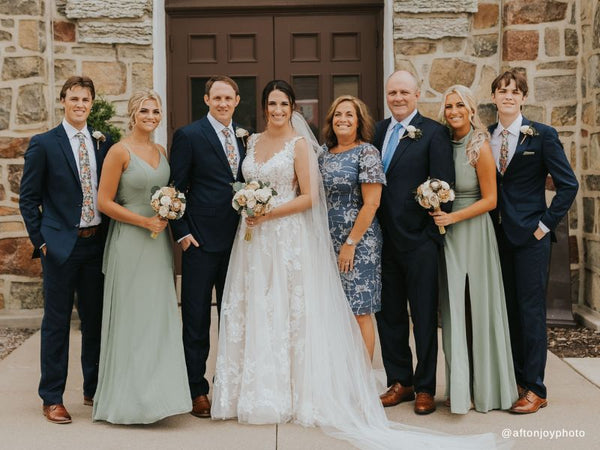 Family photo at a wedding