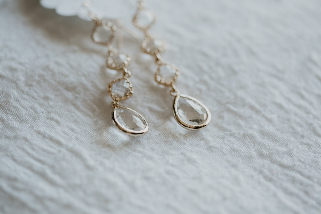  Bridal Accessories | Earrings | Danielle and Steve's Wedding | Kennedy Blue