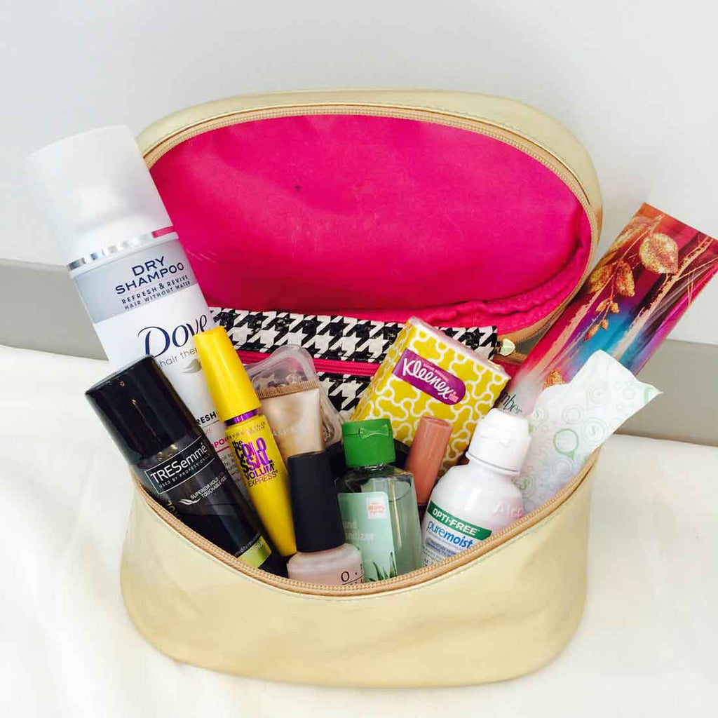 Inside A Wedding Planner's Bridal Emergency Kit — PACIFIC ENGAGEMENTS