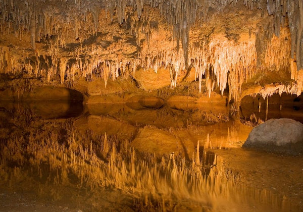 Luray Caverns In Virginia