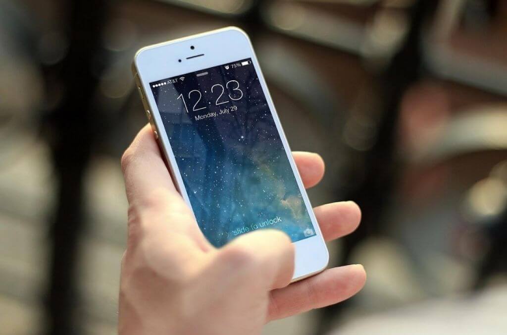 having communication devices while traveling is very important - OurCoordinates blog