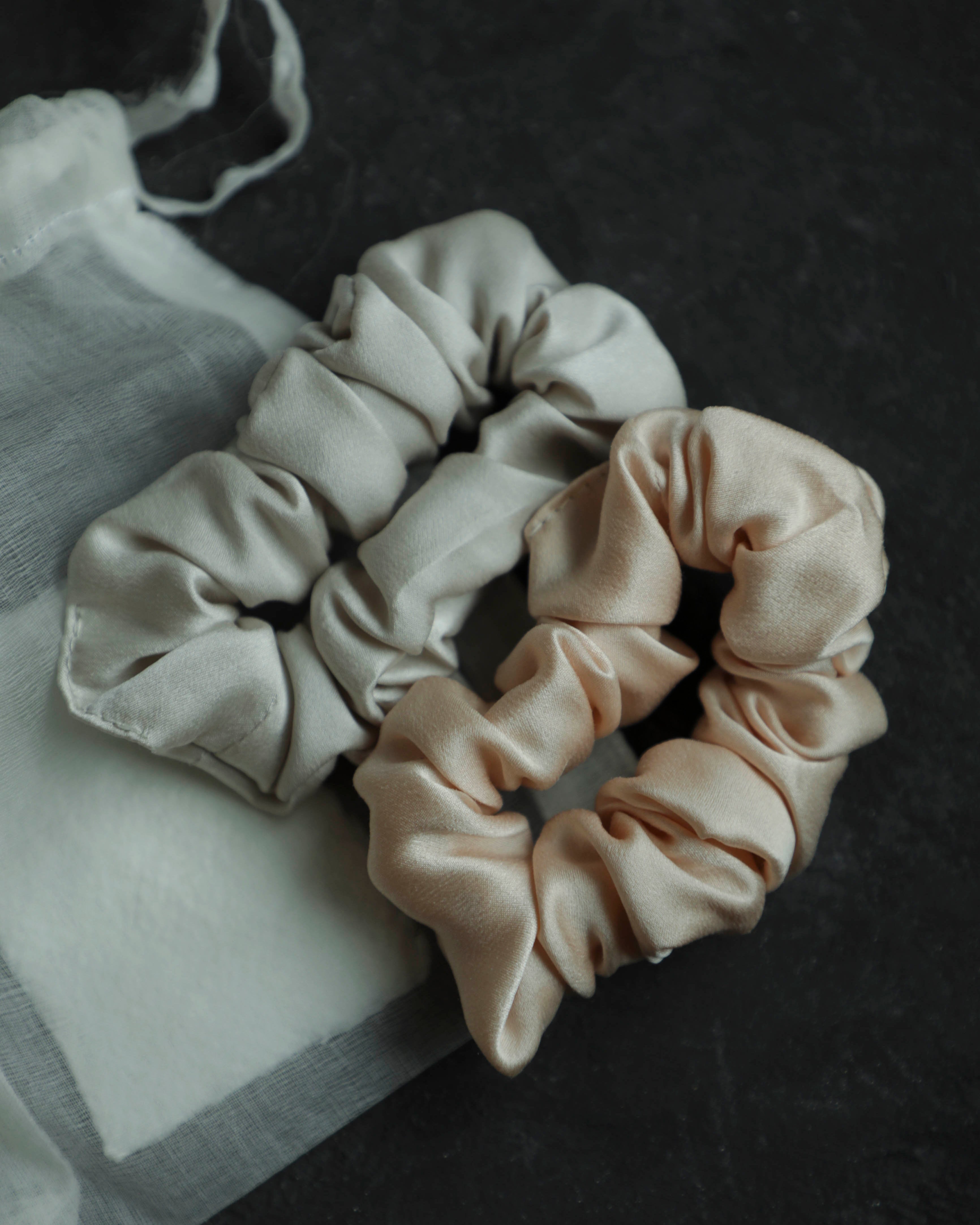 Botanical Dyed Restorative Silk Eye Mask