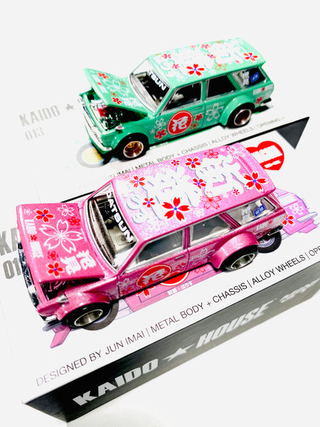 MINI GT x KAIDO HOUSE COLLAB DATSUN KAIDO 510 WAGON BLUE & GREEN