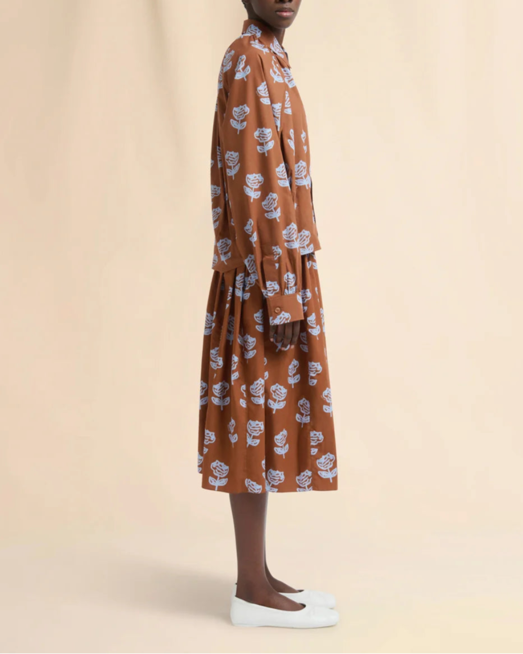Marni Brown Poplin Egg Skirt With Sprayed Roses Print In Multi
